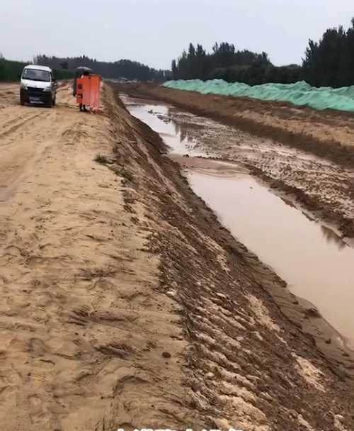 吕梁柳林县河道降水